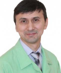 Салихов Ильгам Загирович проктолог